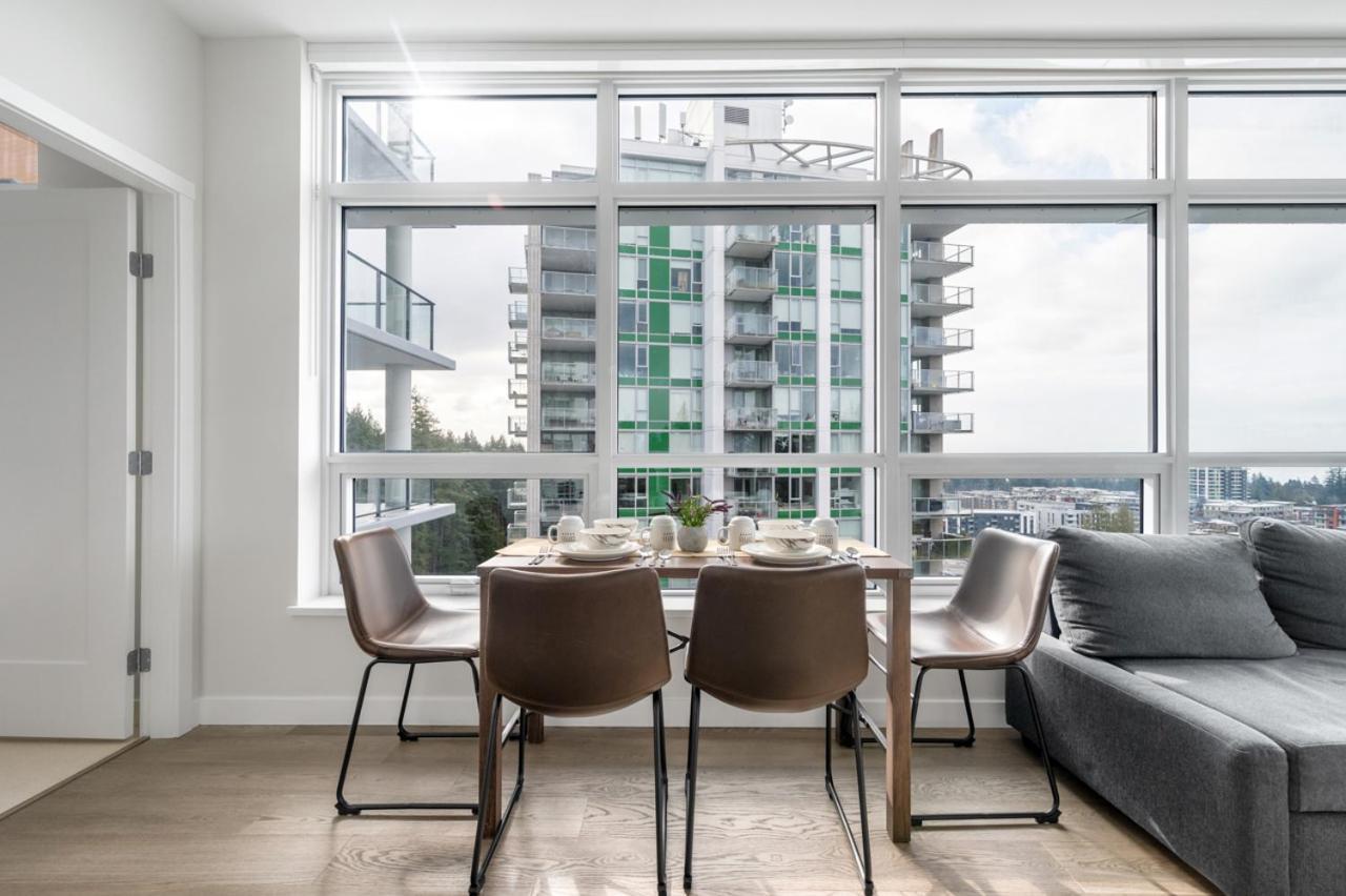 Urban Oasis: Stylish Apartment Retreat At Ubc Vancouver Extérieur photo
